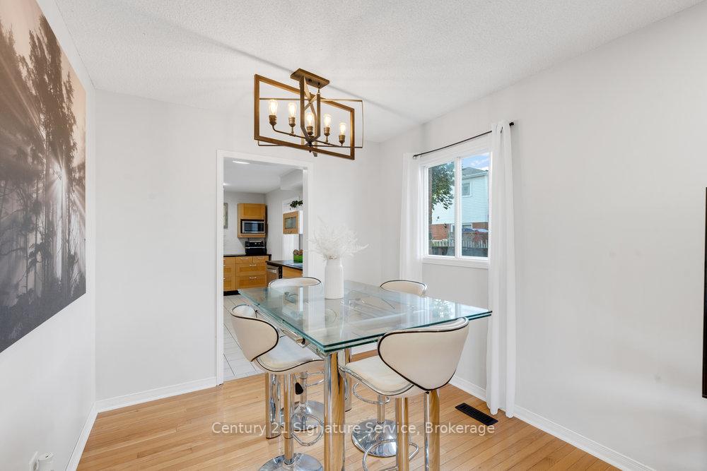 Photo 15 of 80 Dutch Crescent, Brampton, Fletcher's Creek South — HOMEH