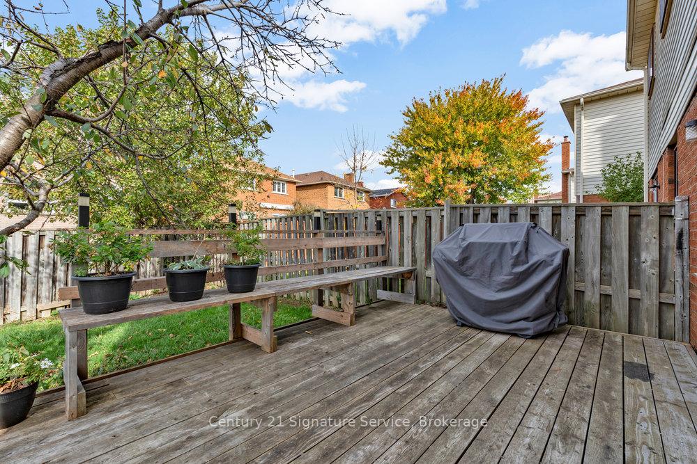 Photo 40 of 80 Dutch Crescent, Brampton, Fletcher's Creek South — HOMEH