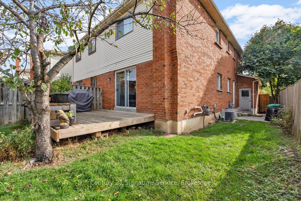Photo 44 of 80 Dutch Crescent, Brampton, Fletcher's Creek South — HOMEH