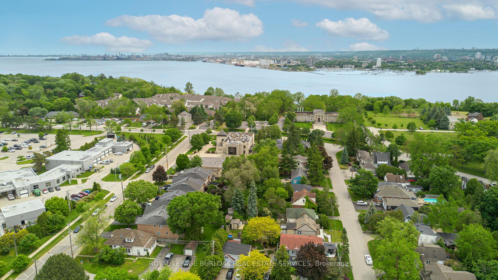 Photo 29 of 1041 Plains View Avenue, Burlington, Bayview — HOMEH