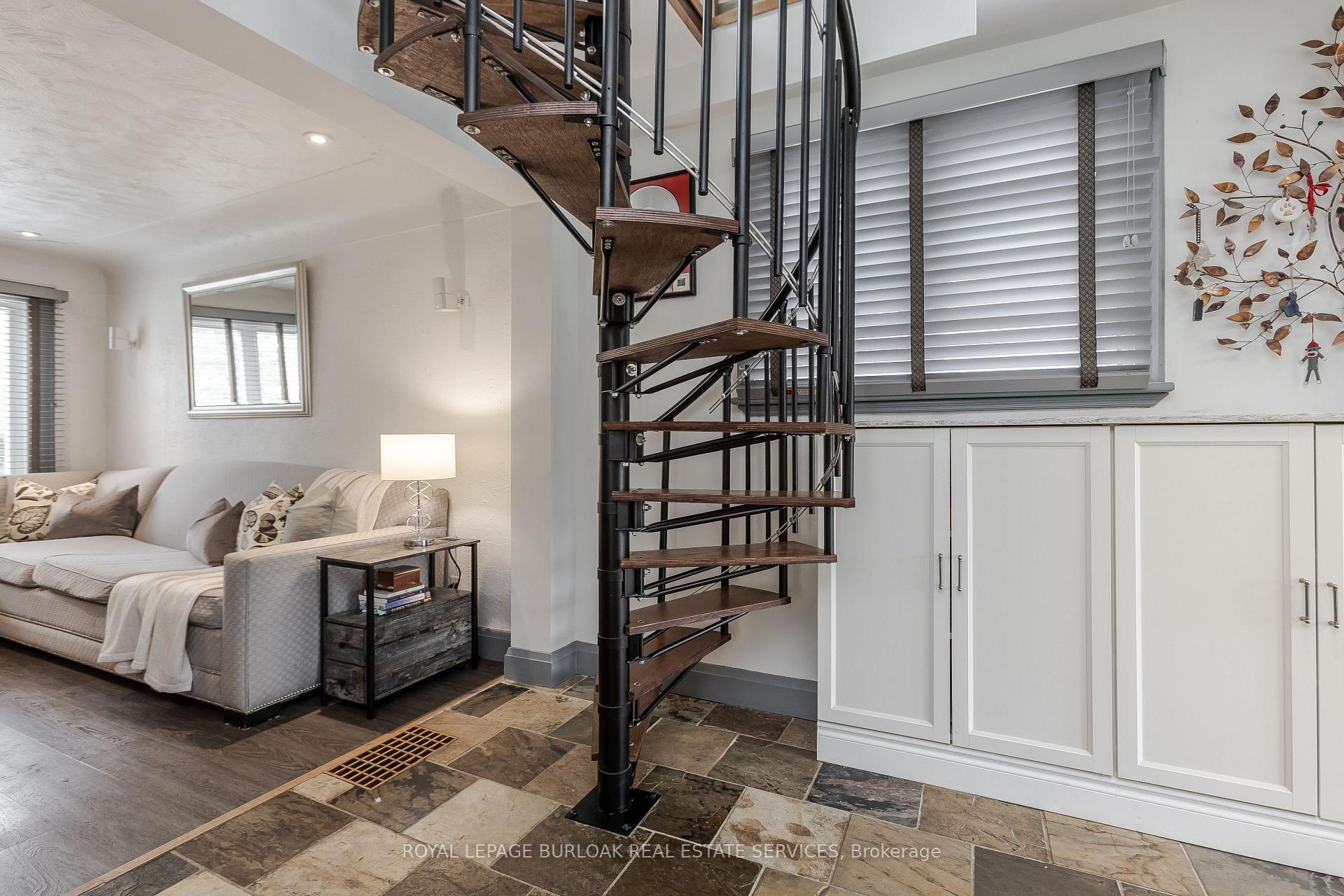 Photo 17 of 1041 Plains View Avenue, Burlington, Bayview — HOMEH
