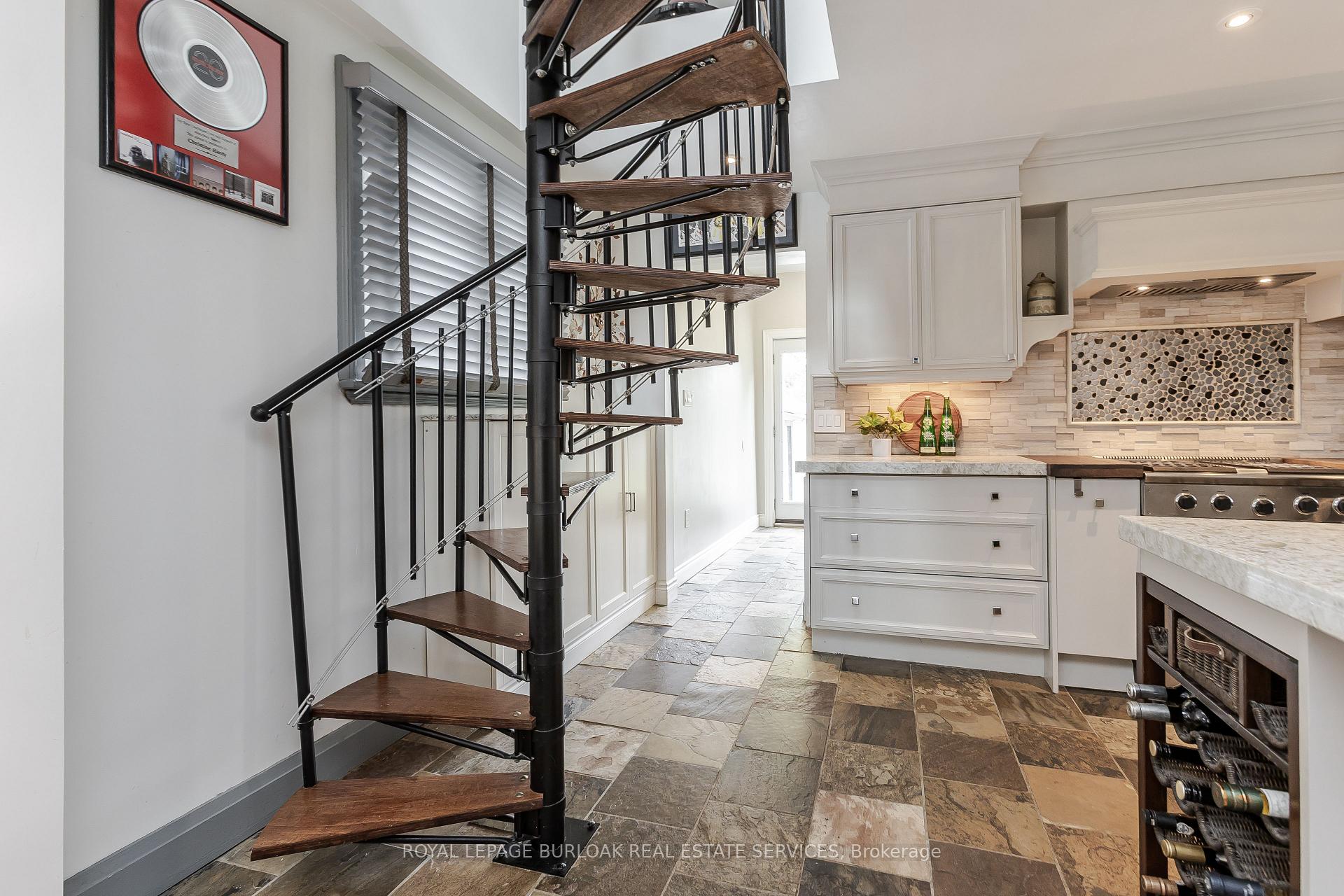 Photo 9 of 1041 Plains View Avenue, Burlington, Bayview — HOMEH