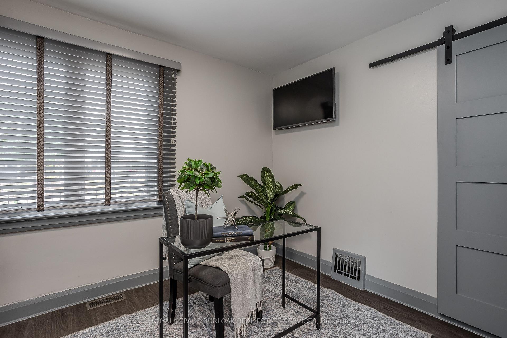 Photo 23 of 1041 Plains View Avenue, Burlington, Bayview — HOMEH