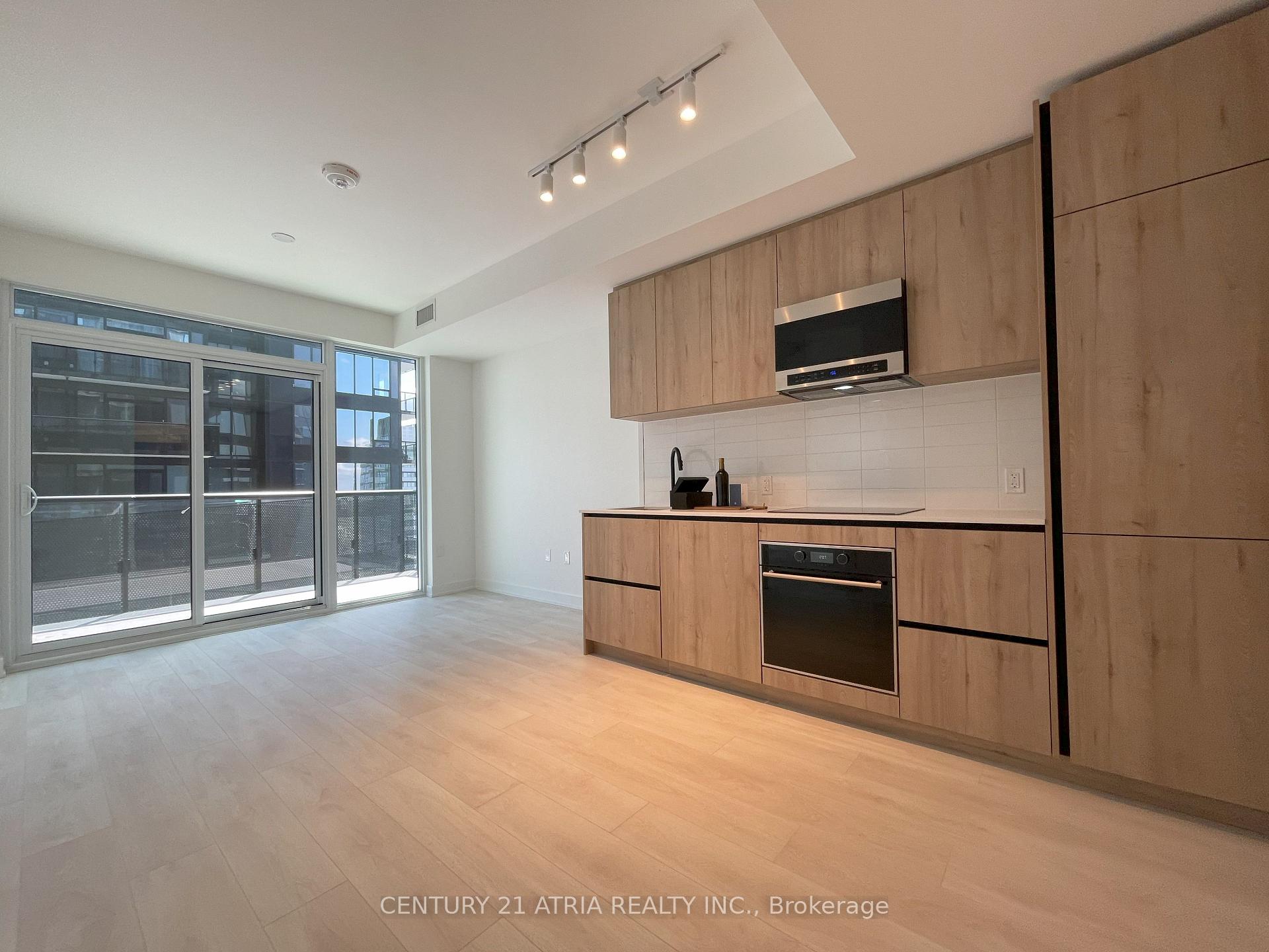Photo 3 of Unit 3401, 117 Broadway Avenue, Toronto, Mount Pleasant West — HOMEH