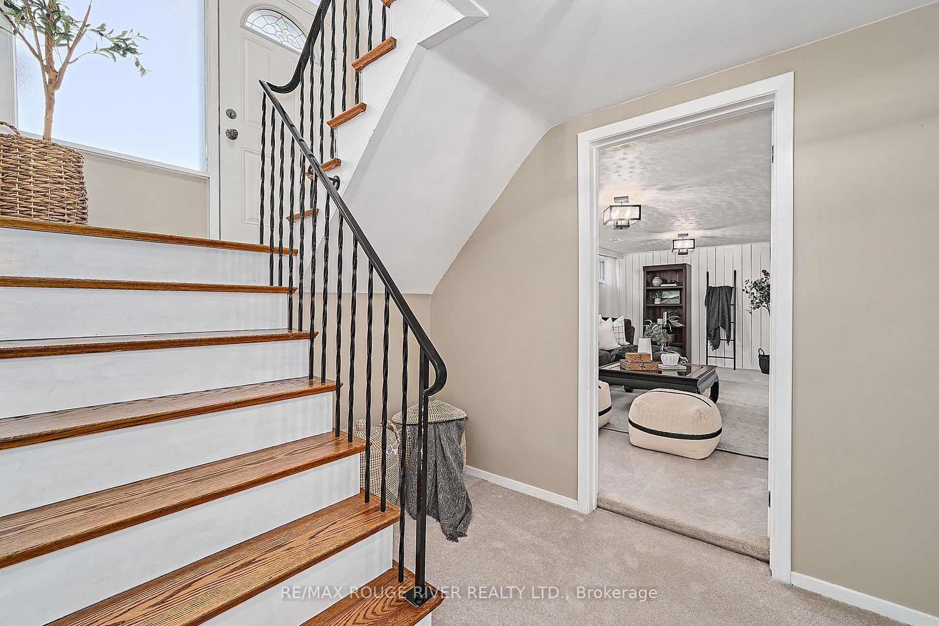 Photo 25 of 718 Gibbons Street, Oshawa, Northglen — HOMEH