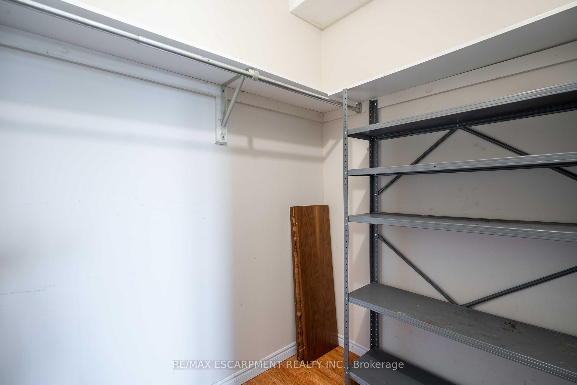 Photo 18 of Unit 216, 416 Limeridge Road E, Hamilton, Bruleville — HOMEH