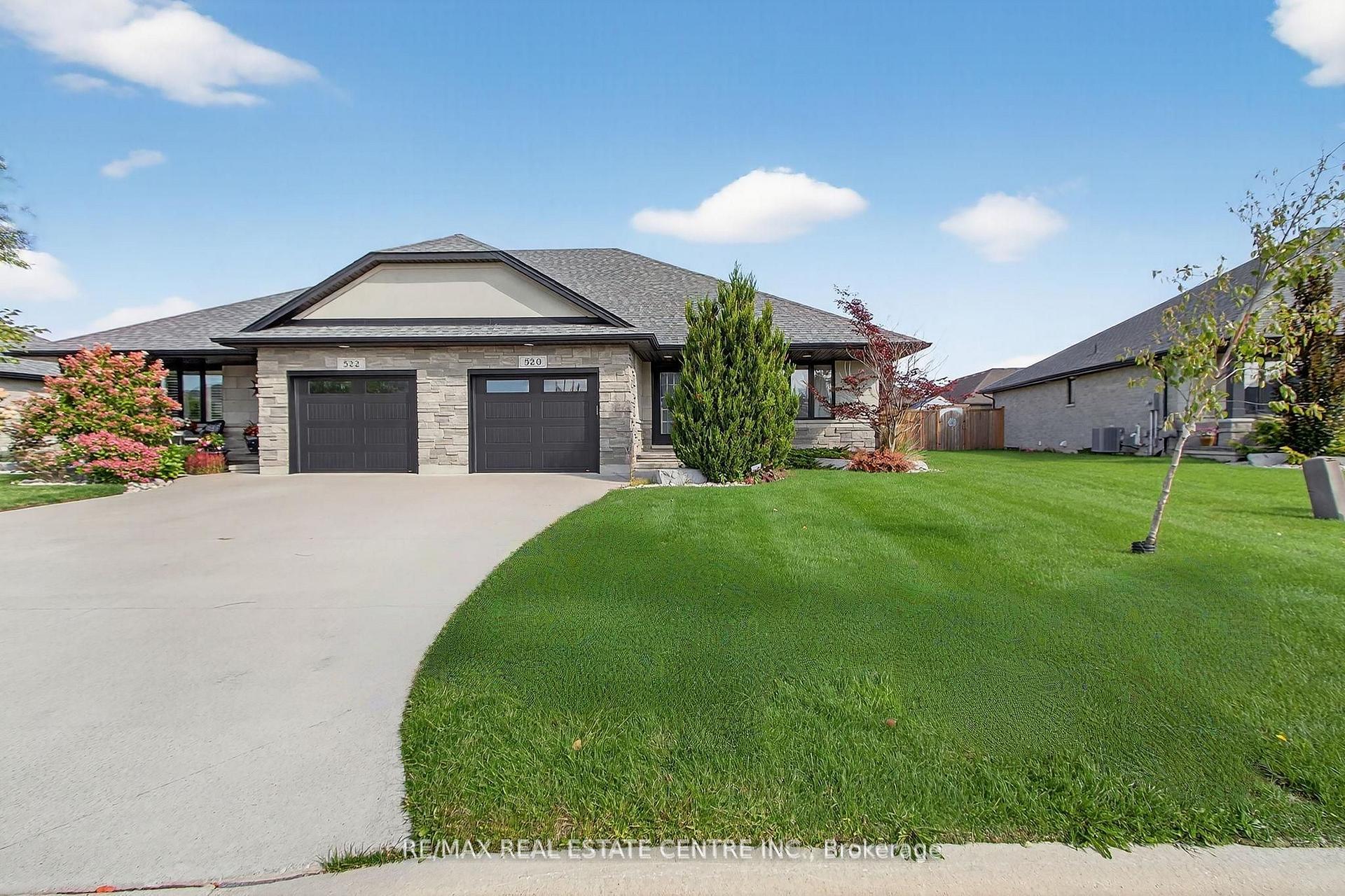 Photo 1 of 520 Molinari Street, Sarnia — HOMEH