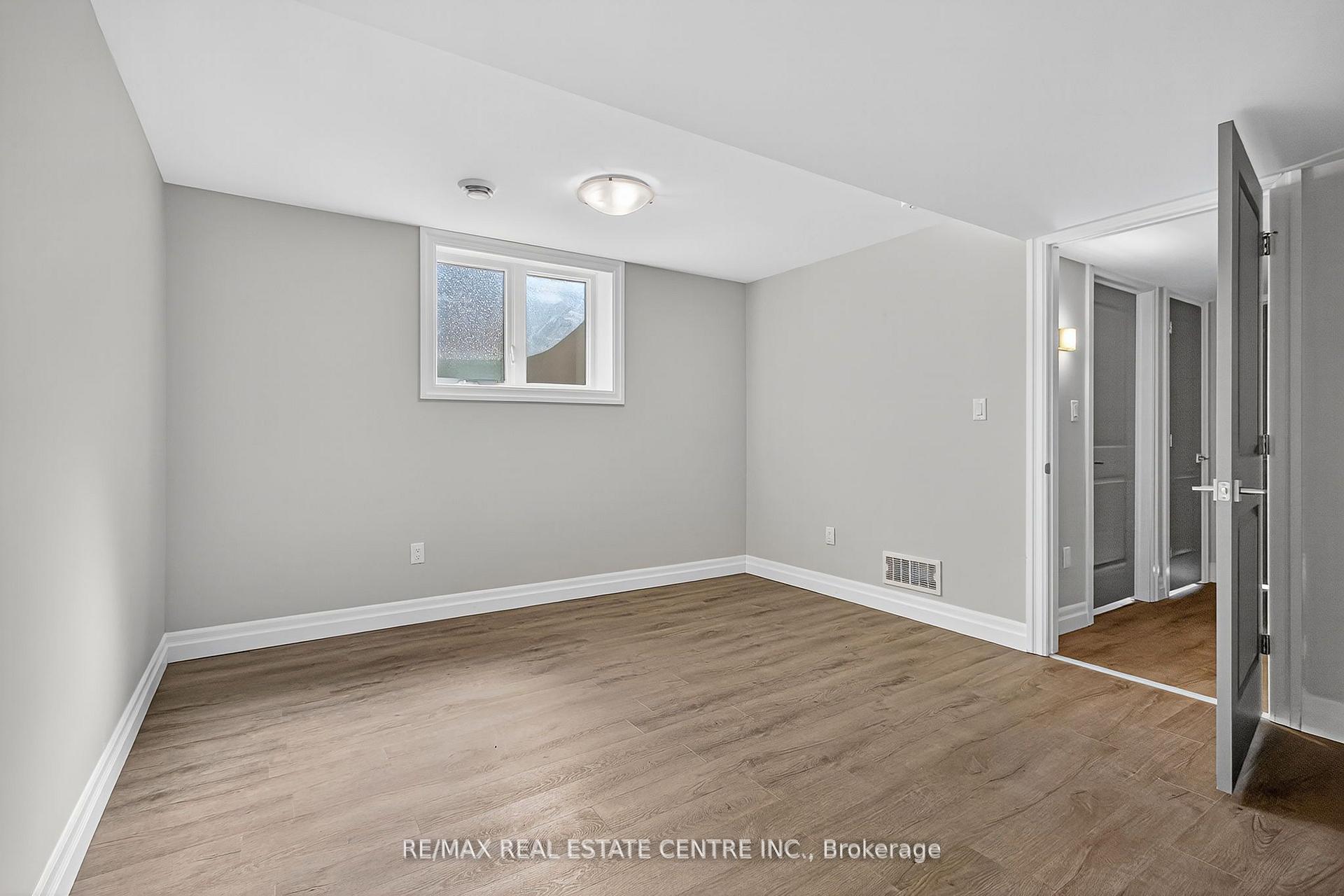 Photo 25 of 520 Molinari Street, Sarnia — HOMEH