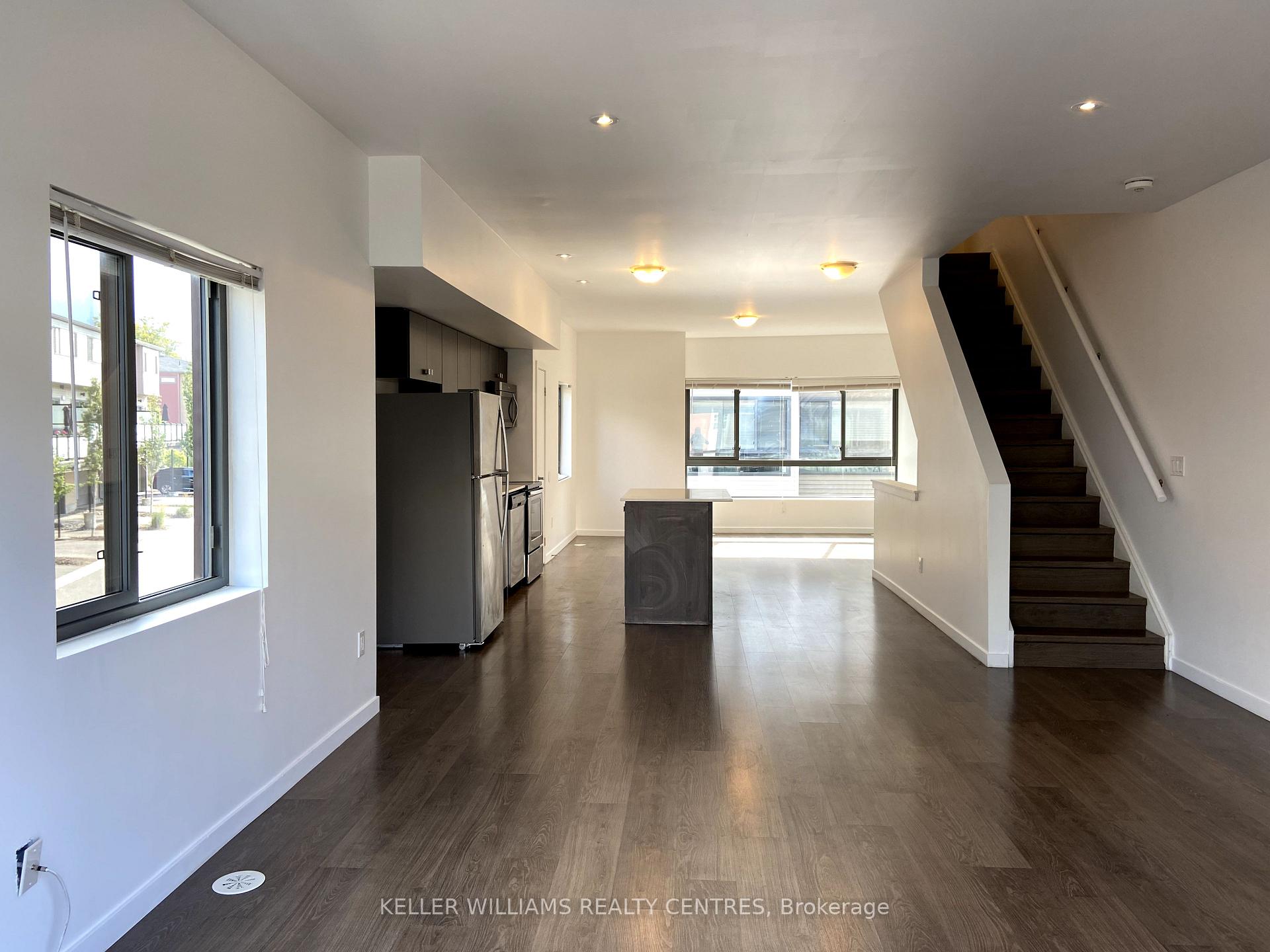 Photo 12 of 49-369 Essa Road, Barrie, Holly — HOMEH