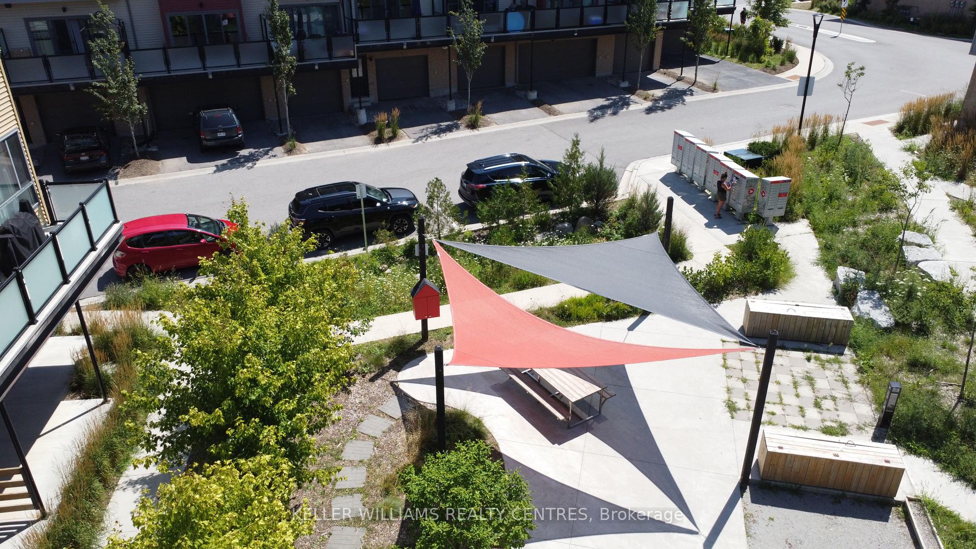 Photo 23 of 49-369 Essa Road, Barrie, Holly — HOMEH