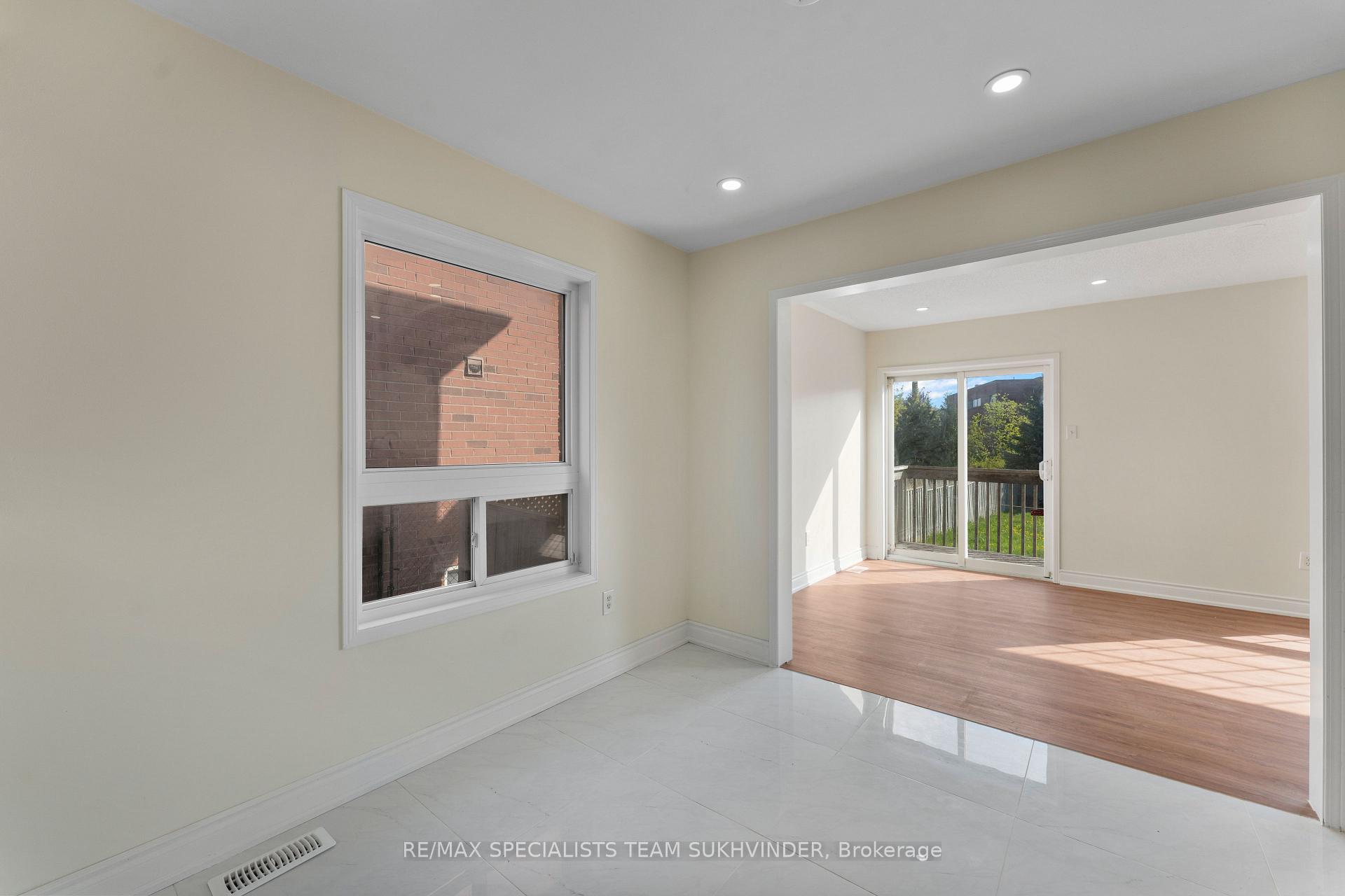 Photo 3 of 21 Thunderbird Trail, Brampton, Sandringham-Wellington — HOMEH