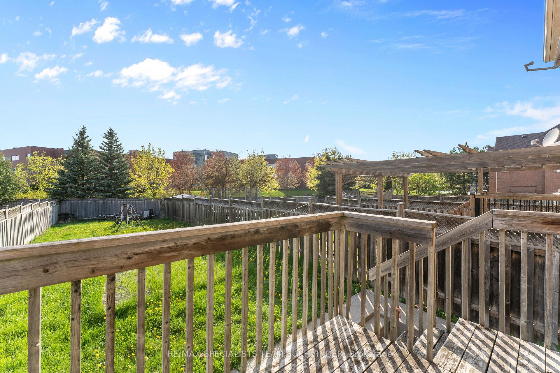 Photo 32 of 21 Thunderbird Trail, Brampton, Sandringham-Wellington — HOMEH