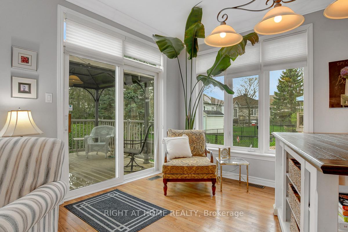 Photo 12 of 11 Sable Run Drive, Ottawa, Stittsville (Central) — HOMEH