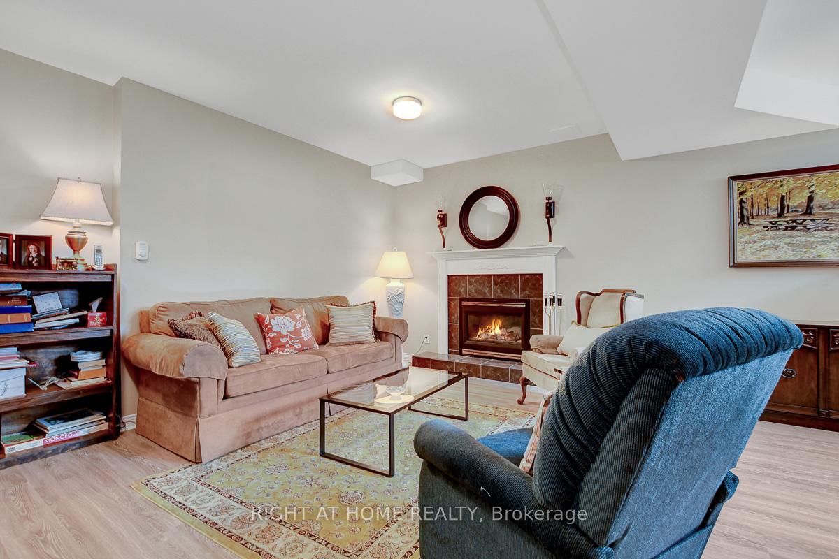 Photo 21 of 11 Sable Run Drive, Ottawa, Stittsville (Central) — HOMEH