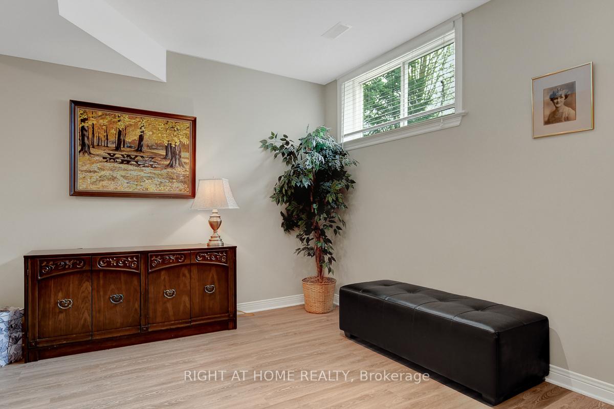 Photo 28 of 11 Sable Run Drive, Ottawa, Stittsville (Central) — HOMEH