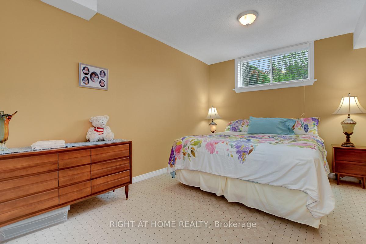 Photo 25 of 11 Sable Run Drive, Ottawa, Stittsville (Central) — HOMEH
