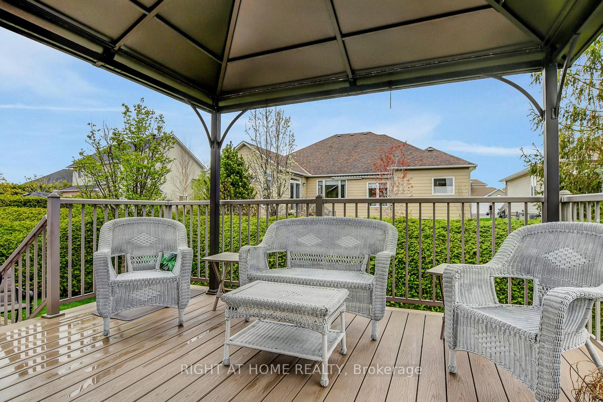 Photo 35 of 11 Sable Run Drive, Ottawa, Stittsville (Central) — HOMEH