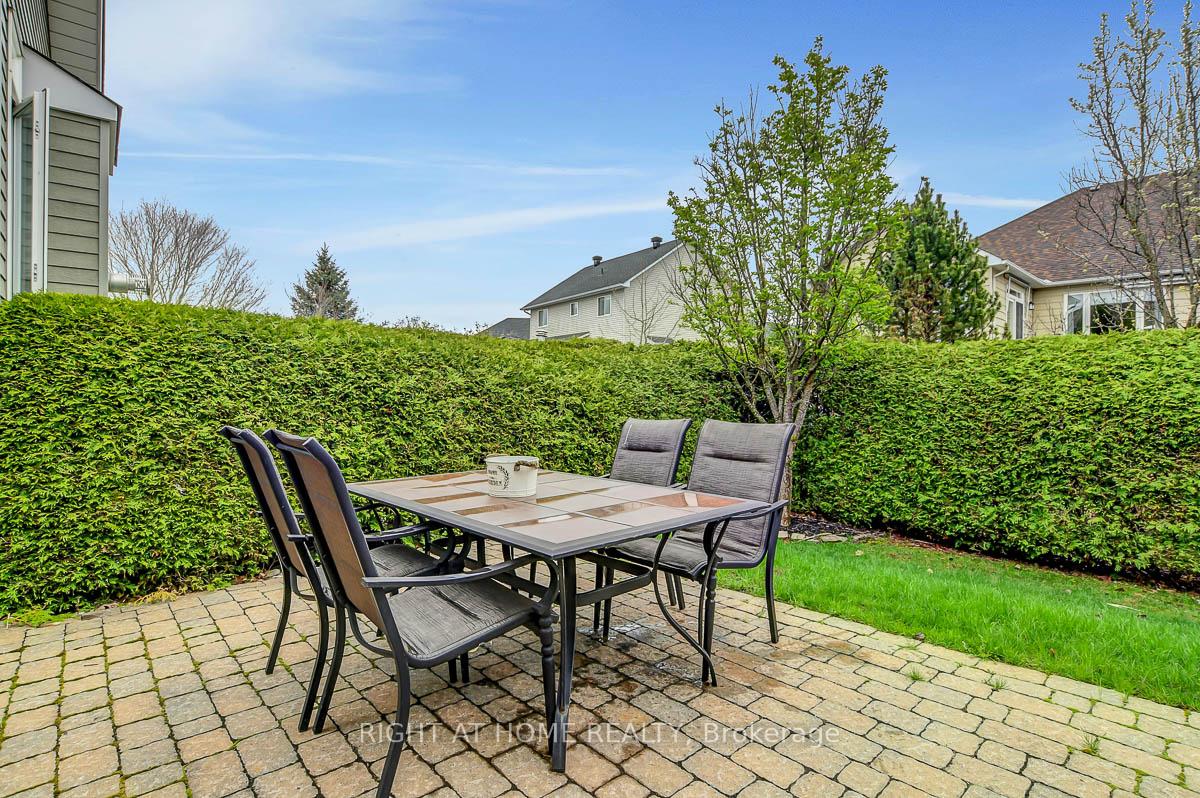Photo 39 of 11 Sable Run Drive, Ottawa, Stittsville (Central) — HOMEH