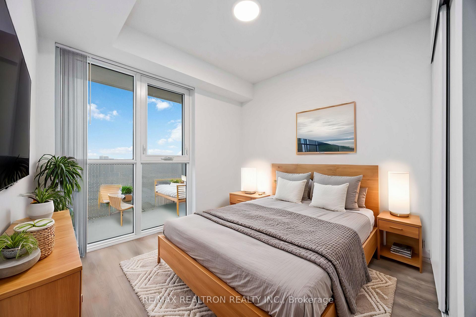 Photo 13 of Unit 3010, 195 Commerce Street, Vaughan, Vaughan Corporate Centre — HOMEH