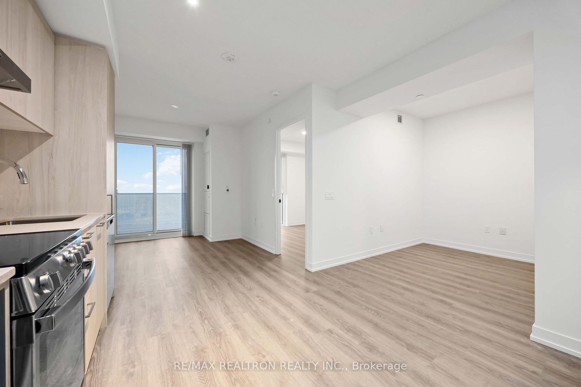 Photo 14 of Unit 3010, 195 Commerce Street, Vaughan, Vaughan Corporate Centre — HOMEH