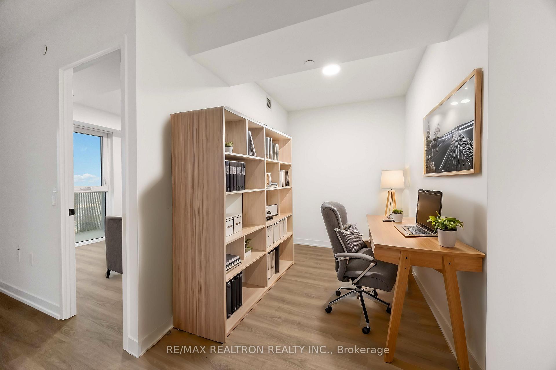 Photo 26 of Unit 3010, 195 Commerce Street, Vaughan, Vaughan Corporate Centre — HOMEH