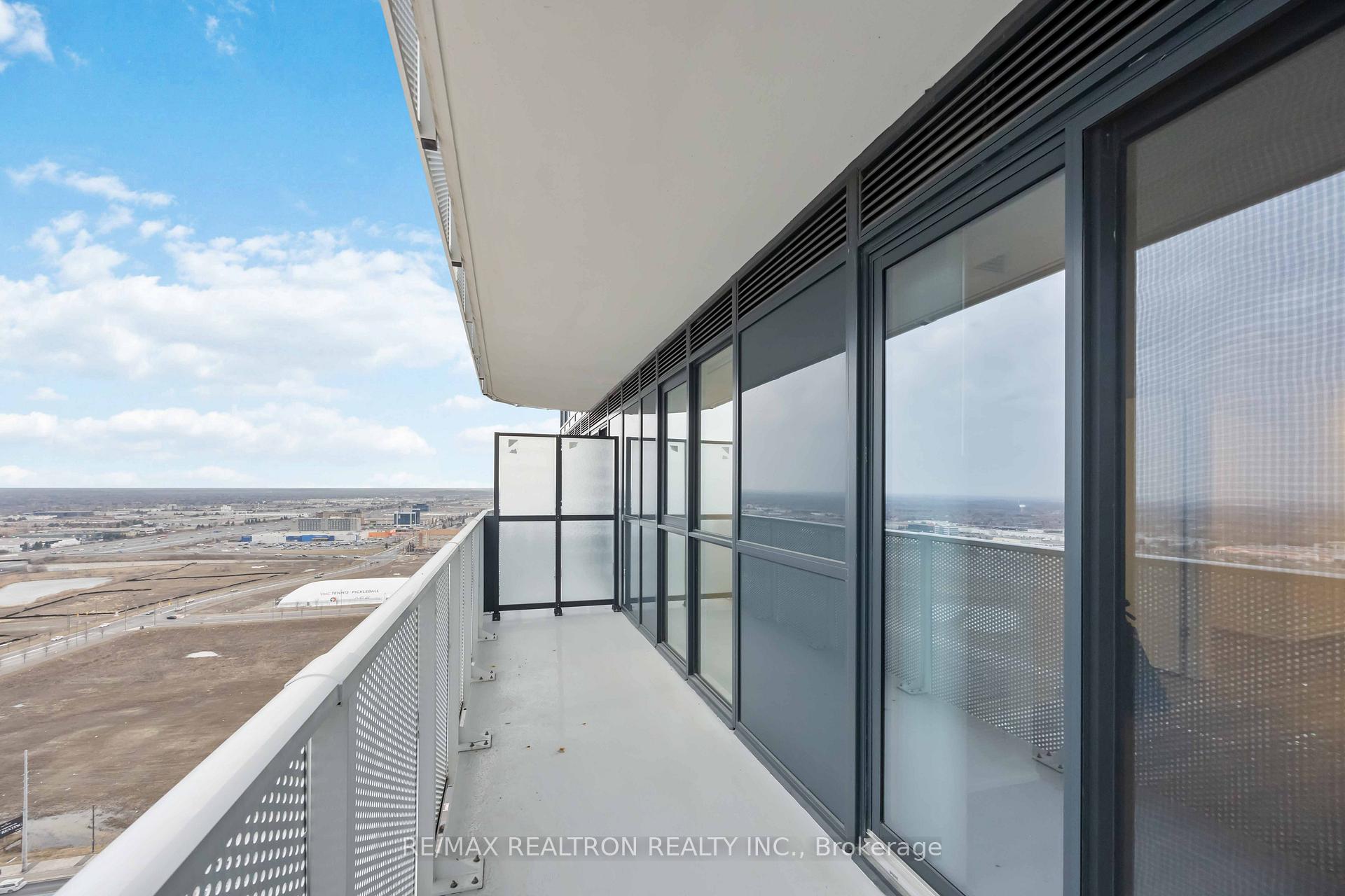 Photo 20 of Unit 3010, 195 Commerce Street, Vaughan, Vaughan Corporate Centre — HOMEH