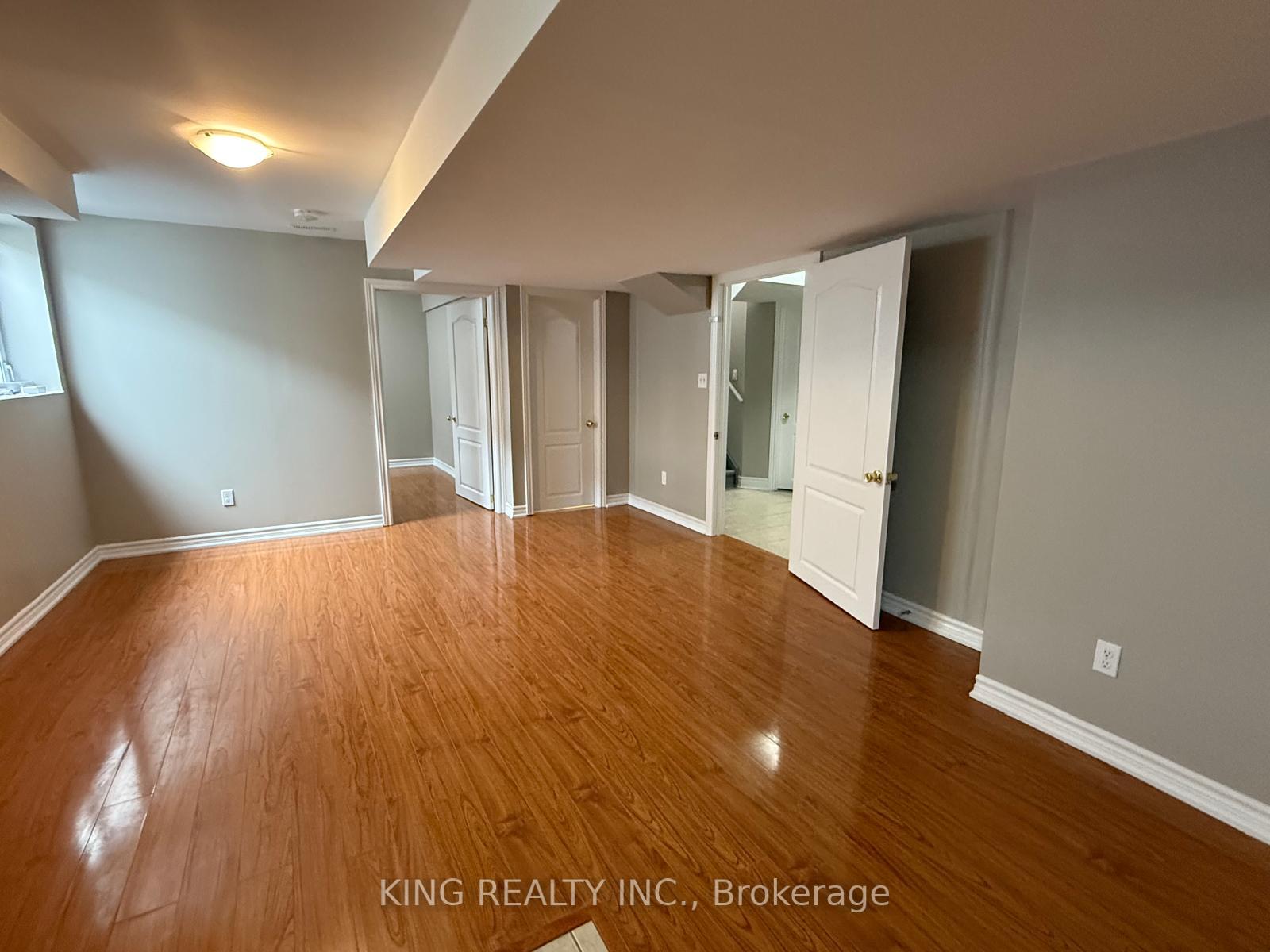 Photo 9 of 5 Valerian Street, Brampton, Bram East — HOMEH