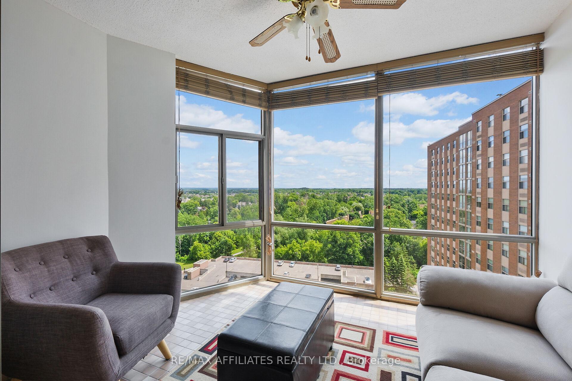 Photo 18 of Unit U1503, 2759 Carousel Crescent, Ottawa, Emerald Woods/Sawmill Creek — HOMEH