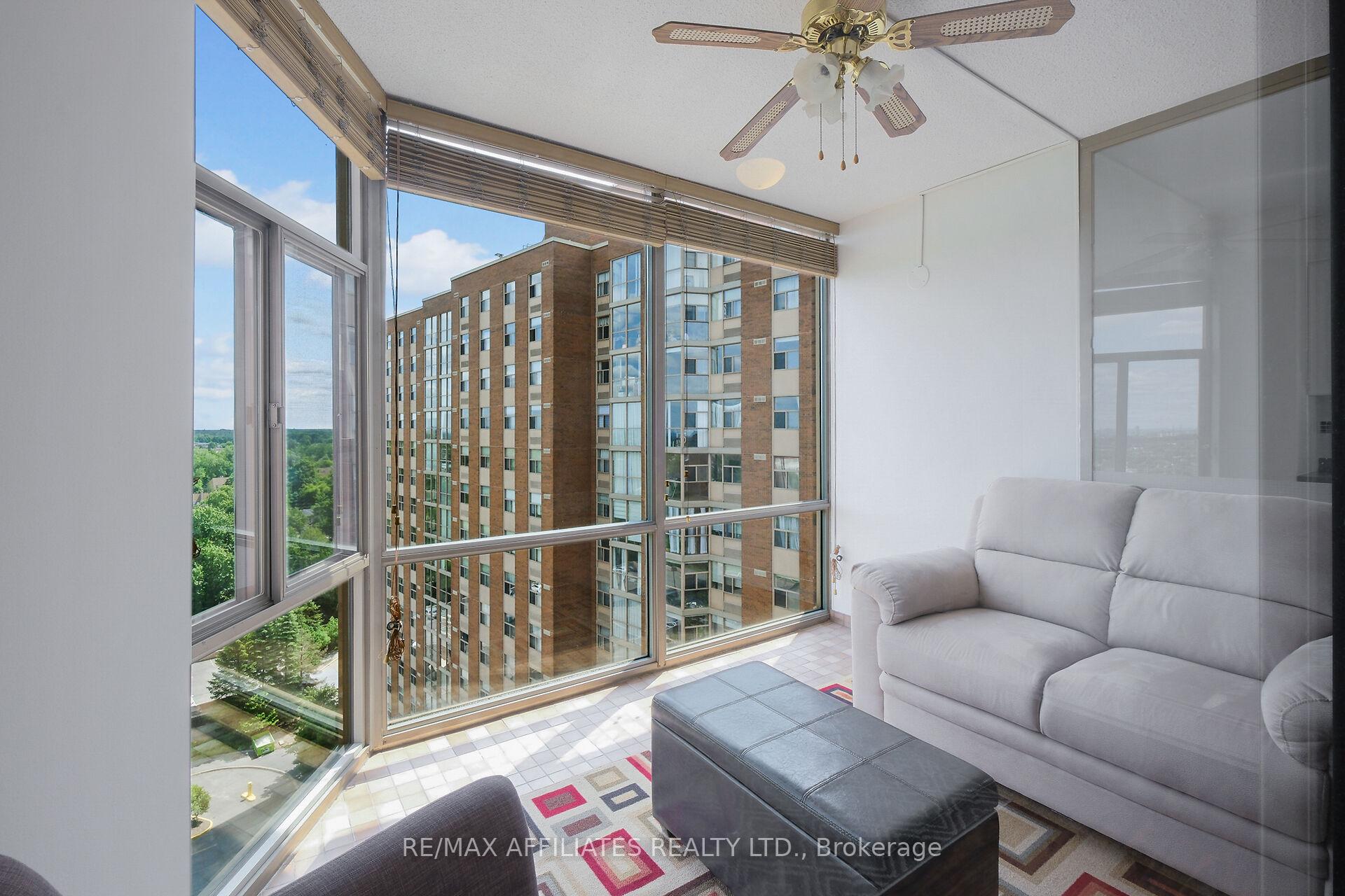 Photo 16 of Unit U1503, 2759 Carousel Crescent, Ottawa, Emerald Woods/Sawmill Creek — HOMEH