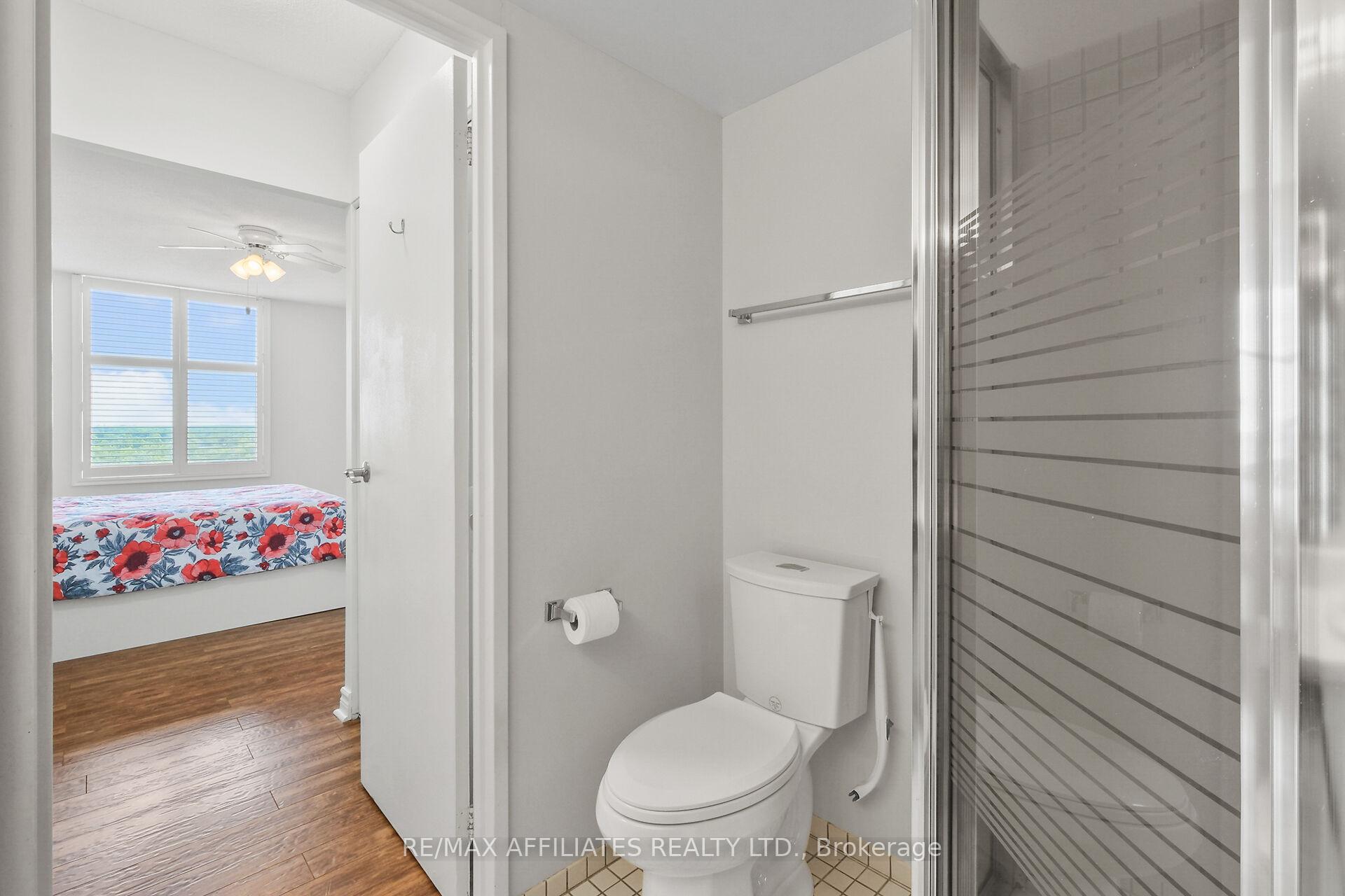 Photo 26 of Unit U1503, 2759 Carousel Crescent, Ottawa, Emerald Woods/Sawmill Creek — HOMEH