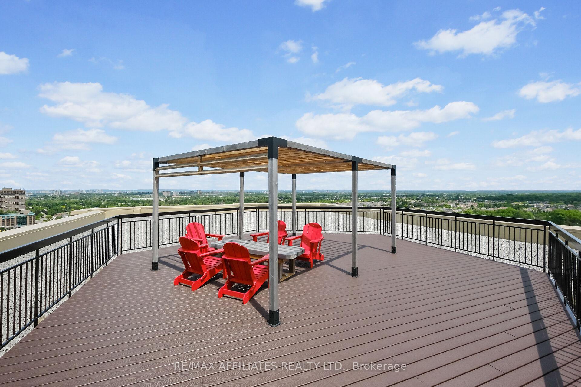 Photo 42 of Unit U1503, 2759 Carousel Crescent, Ottawa, Emerald Woods/Sawmill Creek — HOMEH