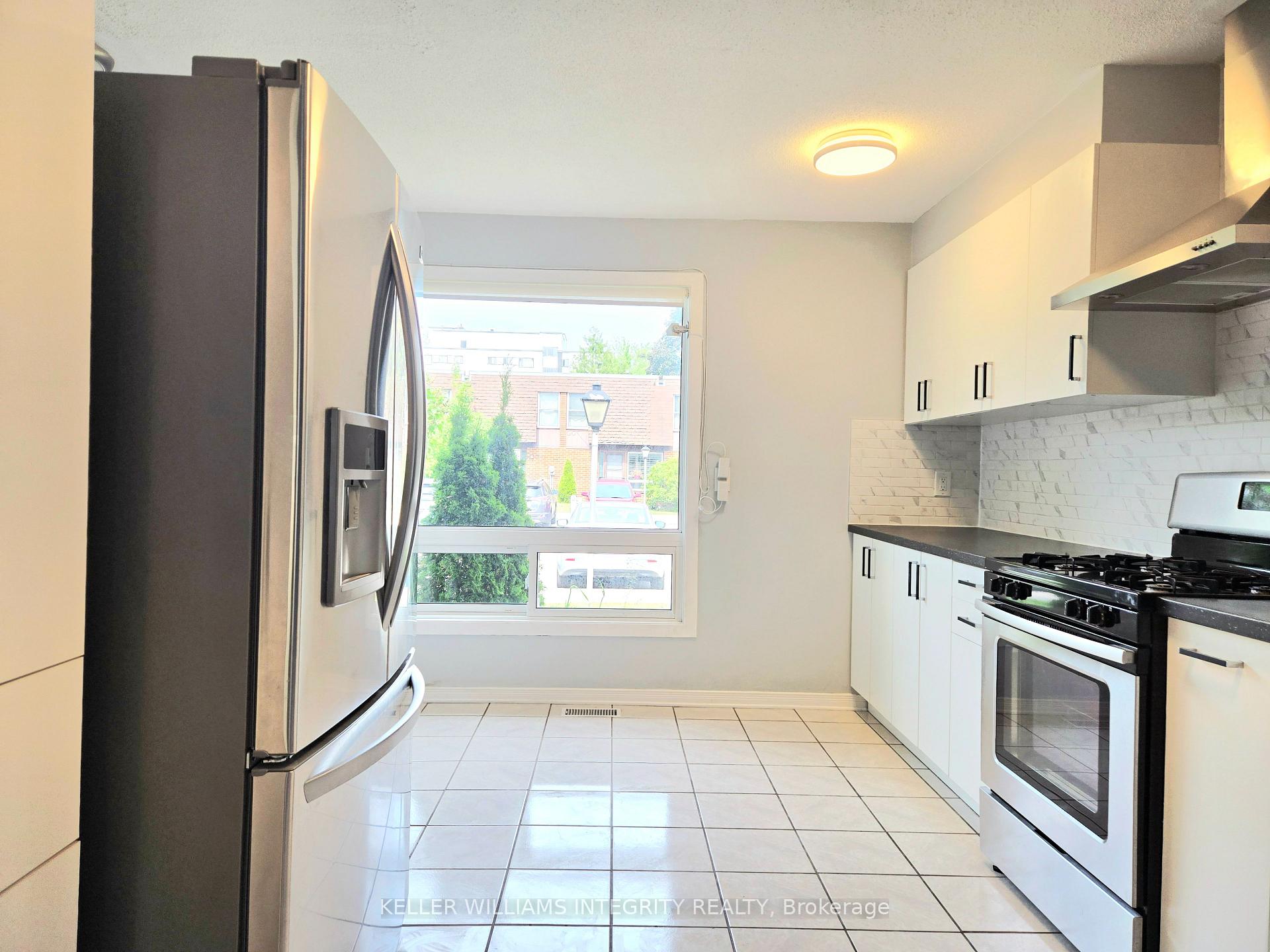 Photo 6 of Unit 218, 2270 Cotters Crescent, Ottawa, Windsor Park Village — HOMEH