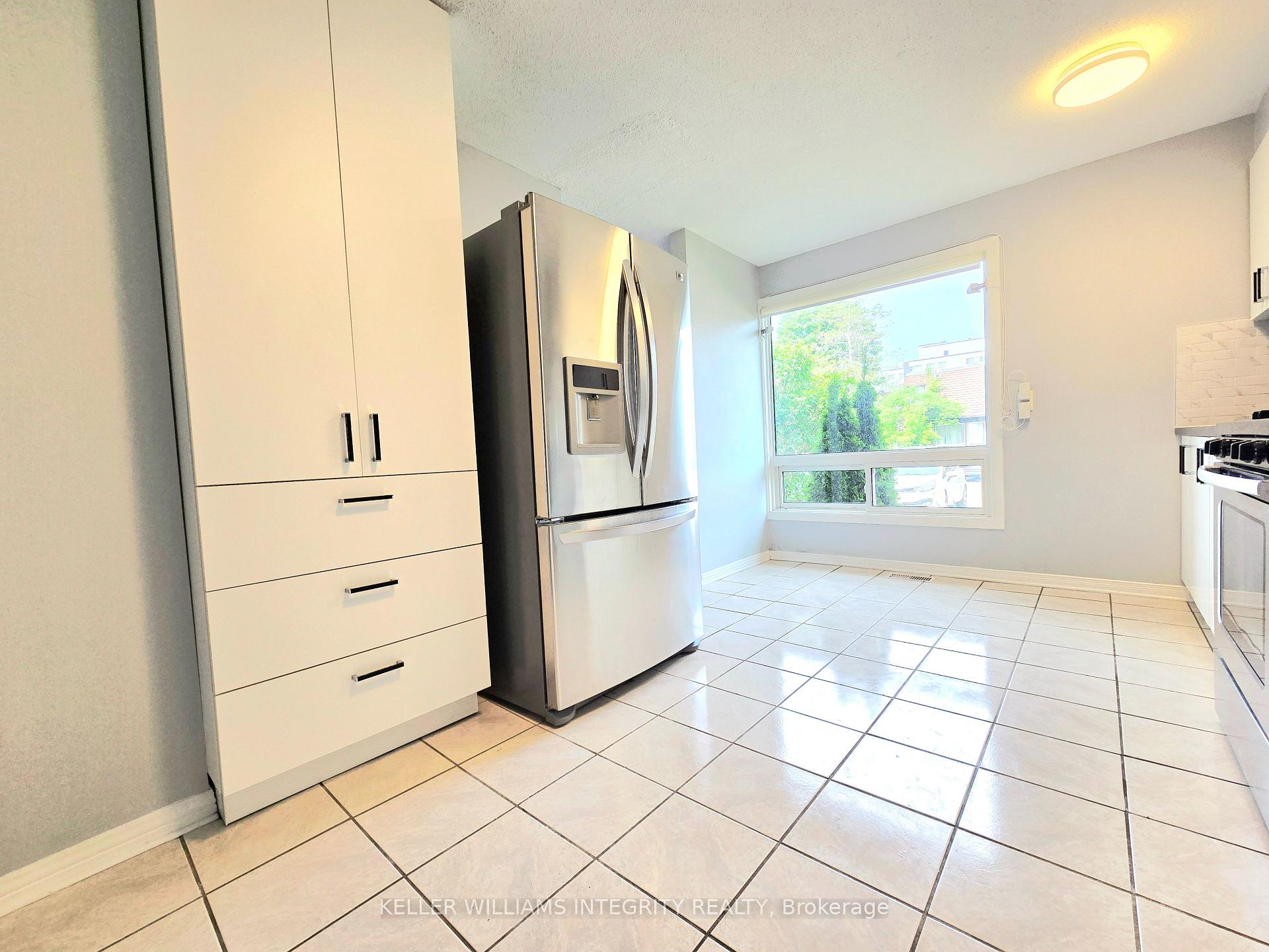 Photo 5 of Unit 218, 2270 Cotters Crescent, Ottawa, Windsor Park Village — HOMEH