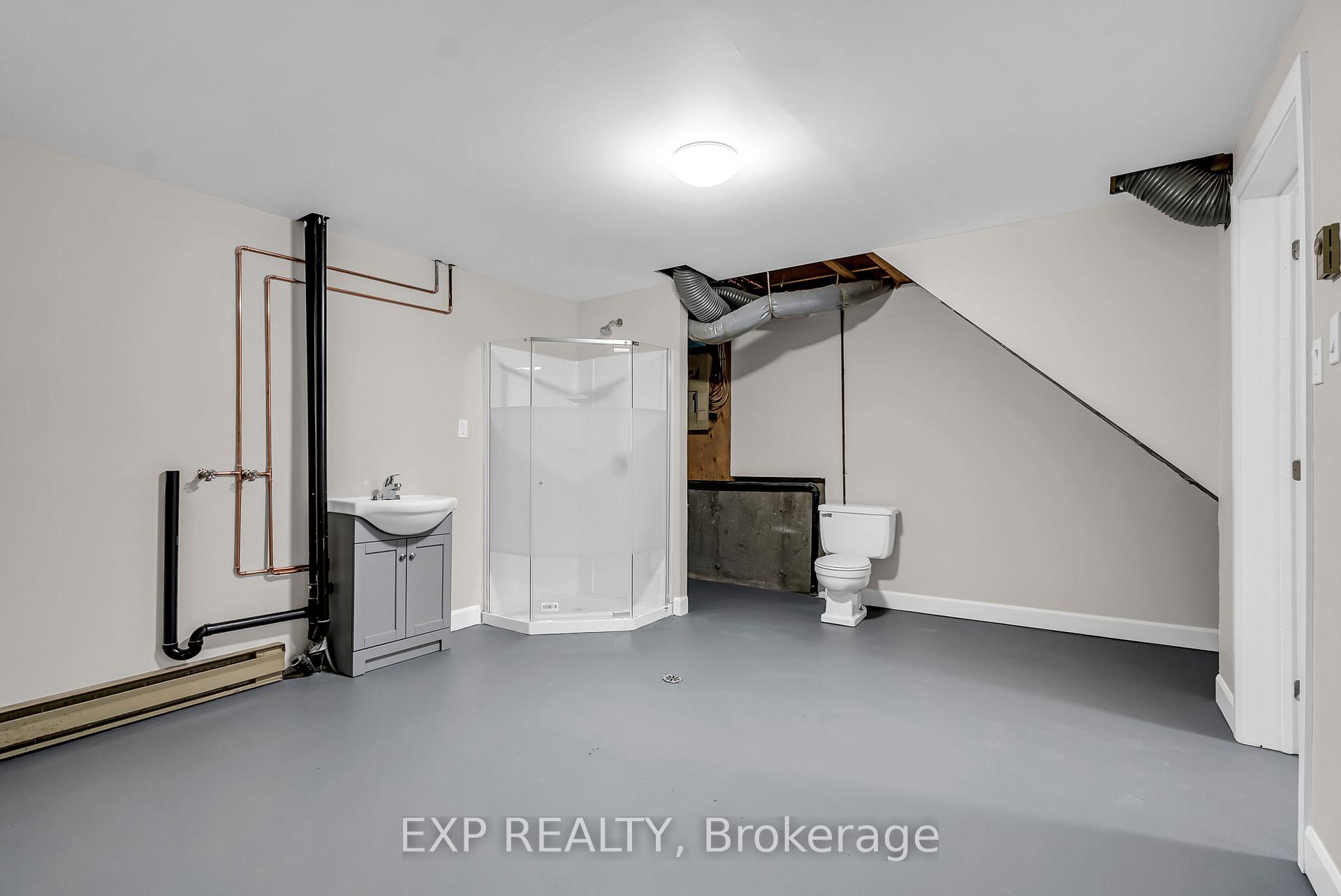 Photo 16 of 214 Meadowvale Crescent, Cornwall — HOMEH