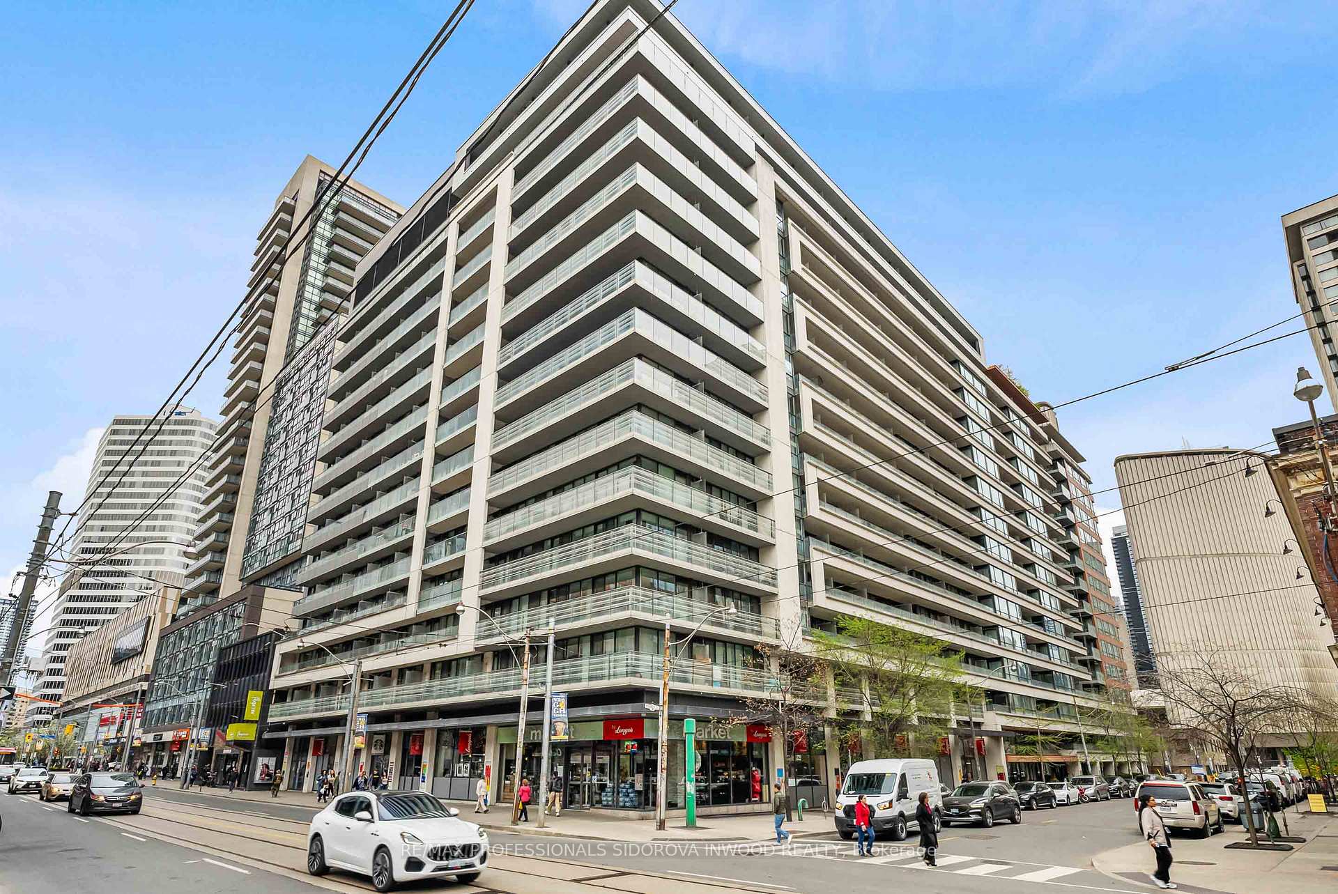 Front of Unit 1505, 111 Elizabeth Street