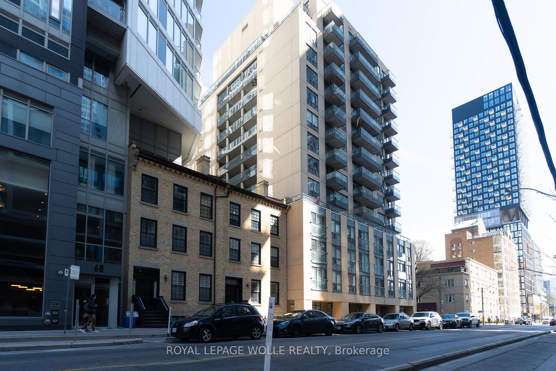 Front of Unit 1301, 76 Shuter Street