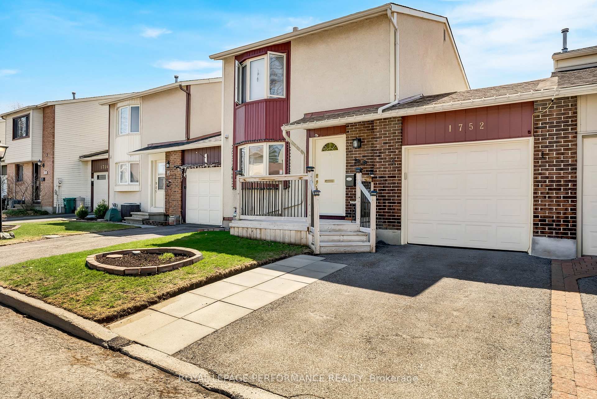 Photo 13 of 1752 Lafrance Drive, Ottawa, Queenswood Heights South — HOMEH