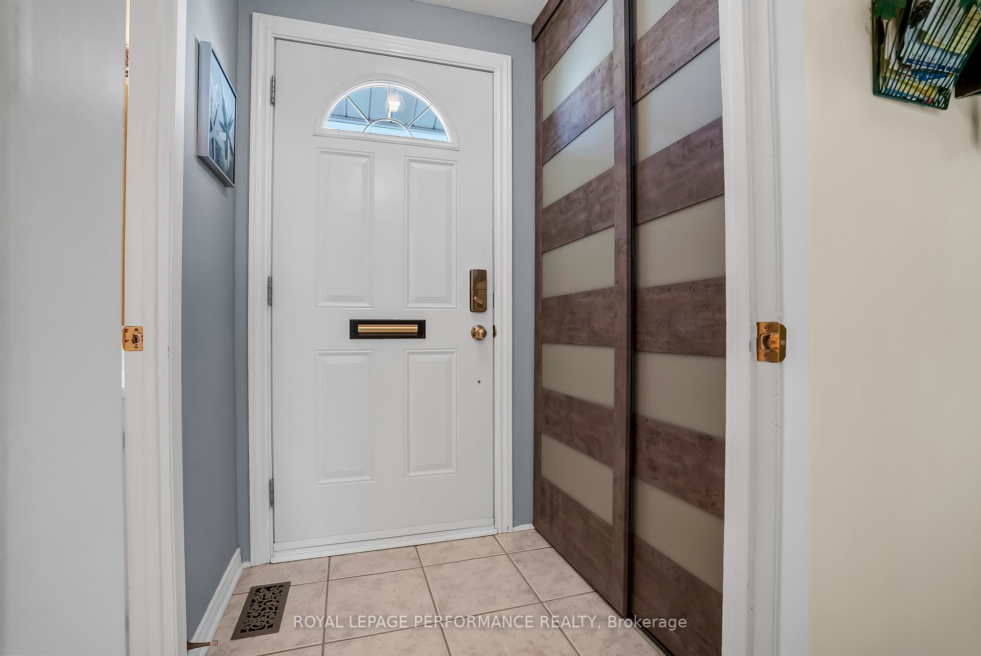 Photo 15 of 1752 Lafrance Drive, Ottawa, Queenswood Heights South — HOMEH