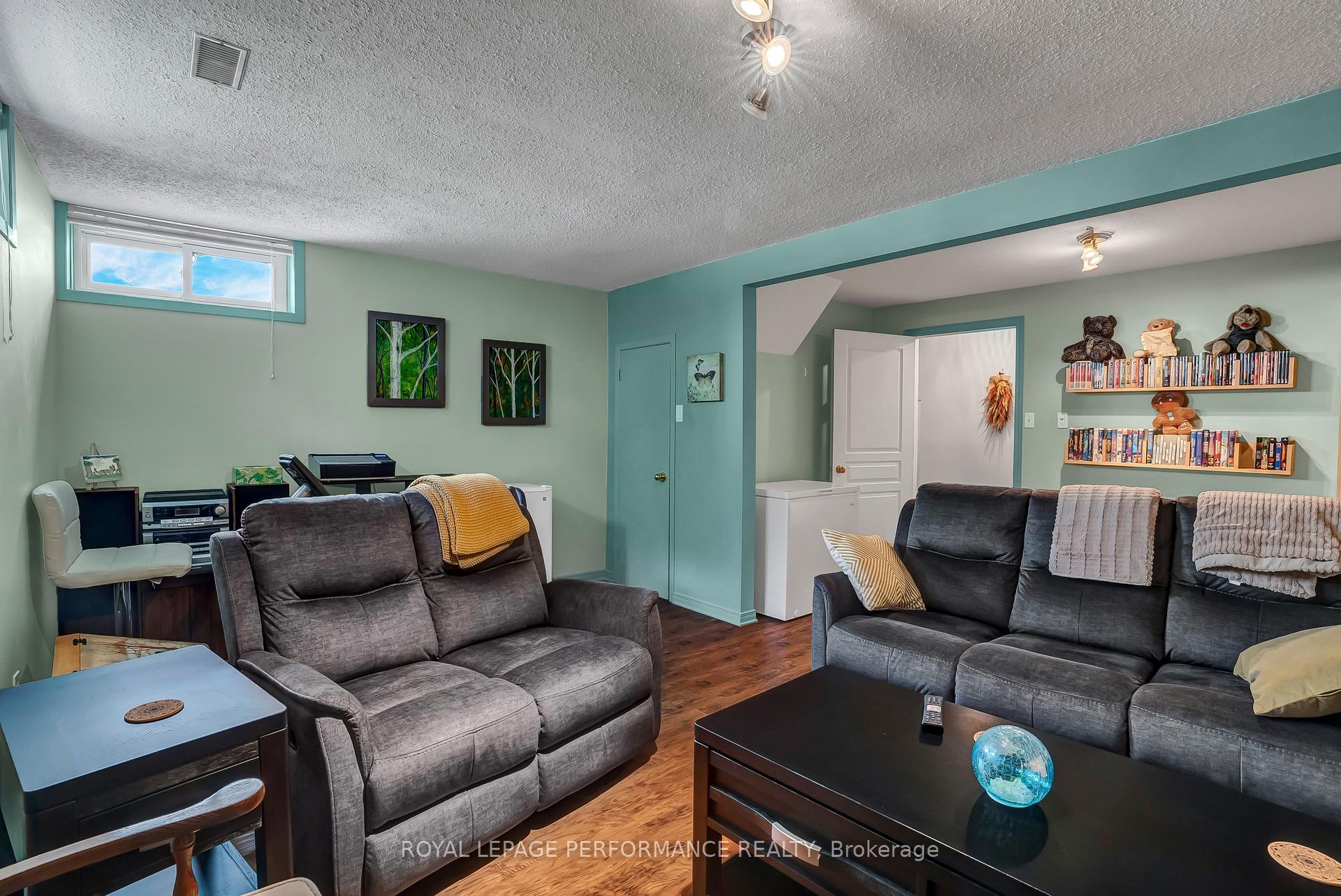 Photo 23 of 1752 Lafrance Drive, Ottawa, Queenswood Heights South — HOMEH