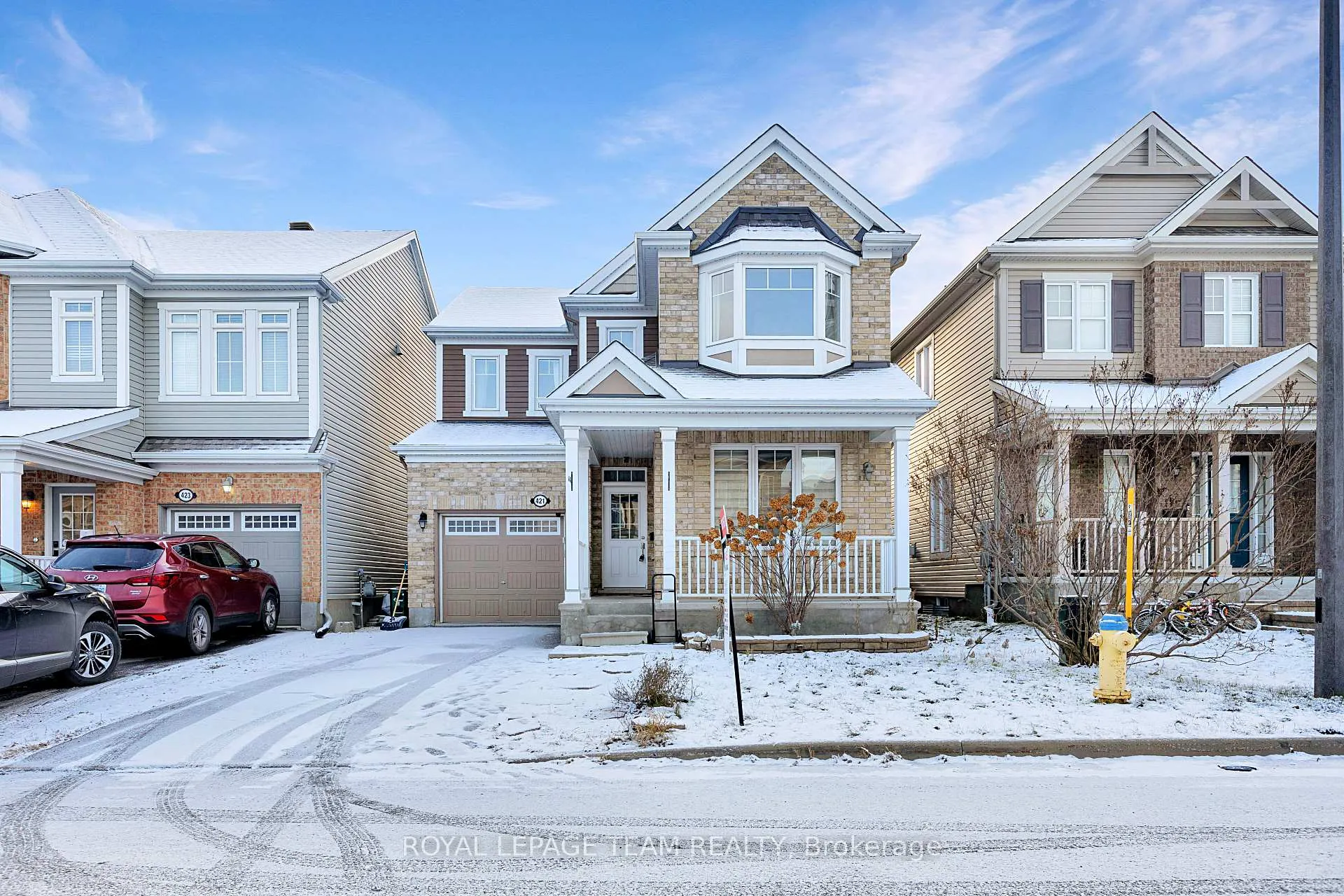 Photo 1 of 421 Meadowhawk Crescent, Ottawa, Barrhaven - Half Moon Bay — HOMEH
