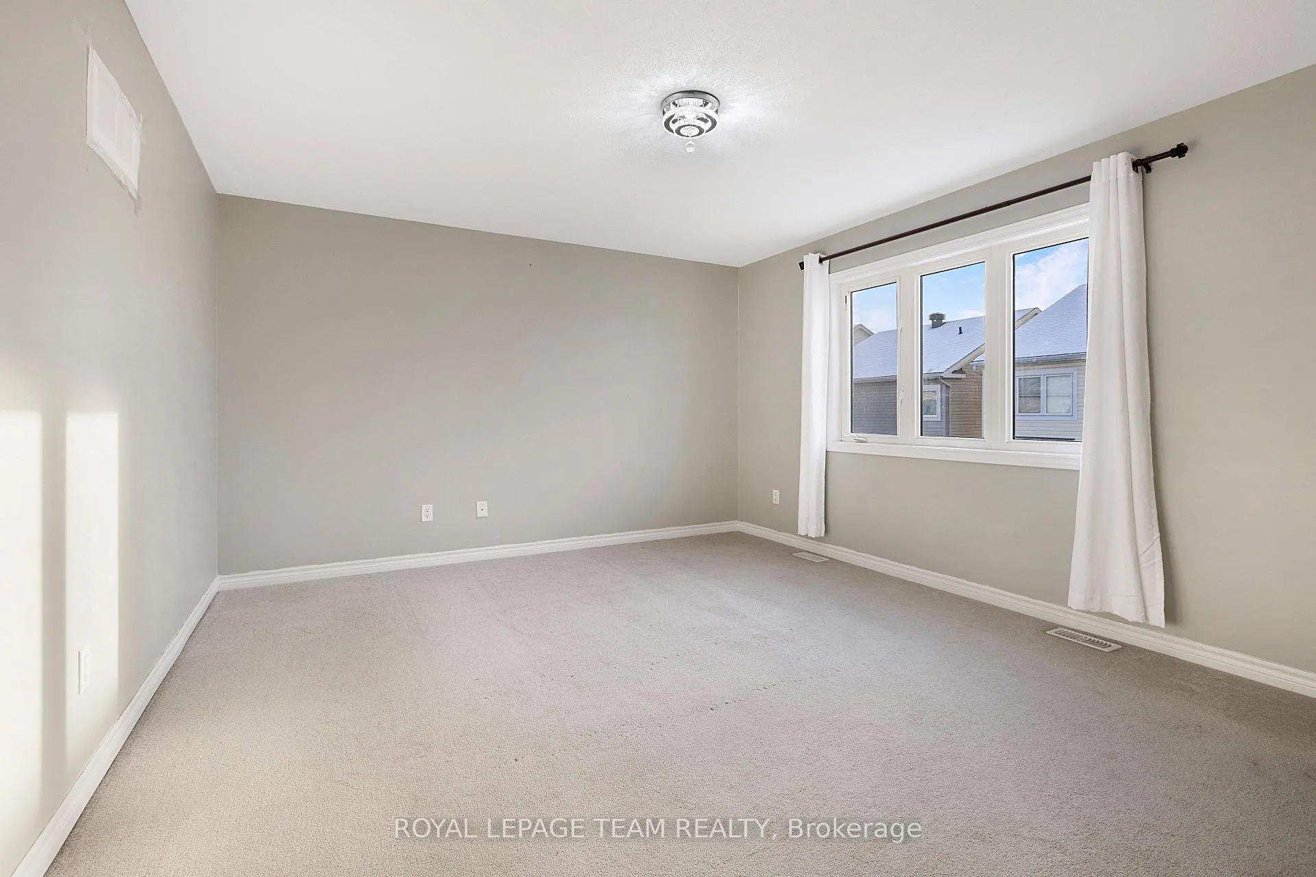 Photo 11 of 421 Meadowhawk Crescent, Ottawa, Barrhaven - Half Moon Bay — HOMEH