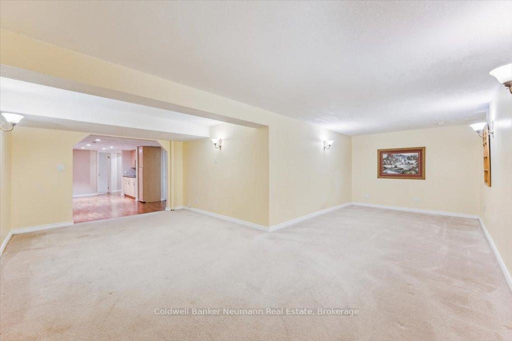 Photo 11 of Unit 26, 60 Ptarmigan Drive, Guelph, Kortright Hills — HOMEH