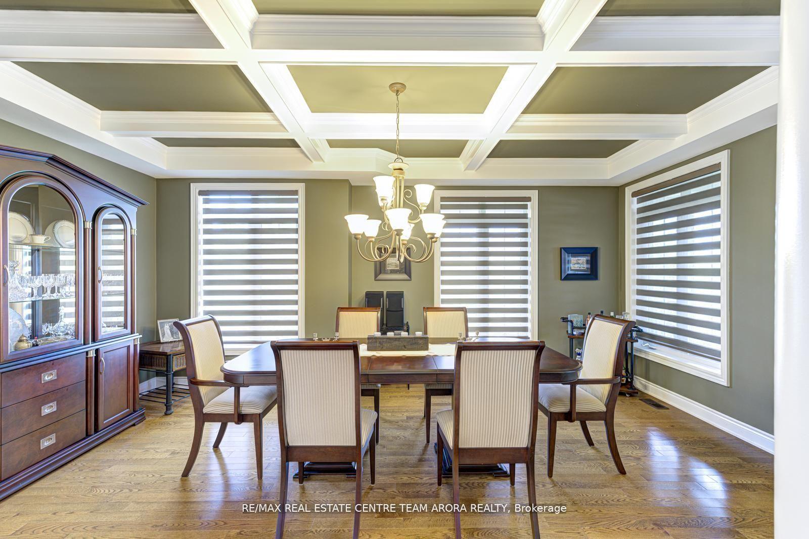 Photo 2 of 45 Maybeck Drive, Brampton, Credit Valley — HOMEH