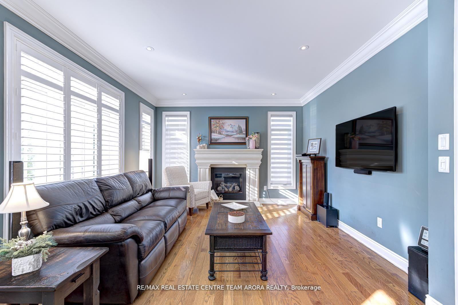 Photo 32 of 45 Maybeck Drive, Brampton, Credit Valley — HOMEH