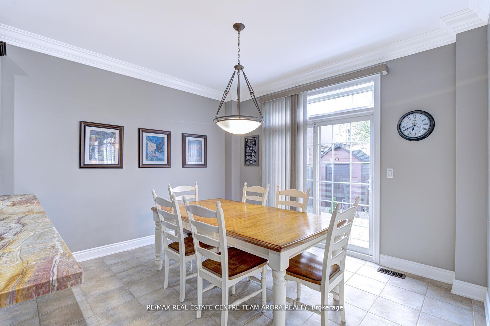 Photo 35 of 45 Maybeck Drive, Brampton, Credit Valley — HOMEH