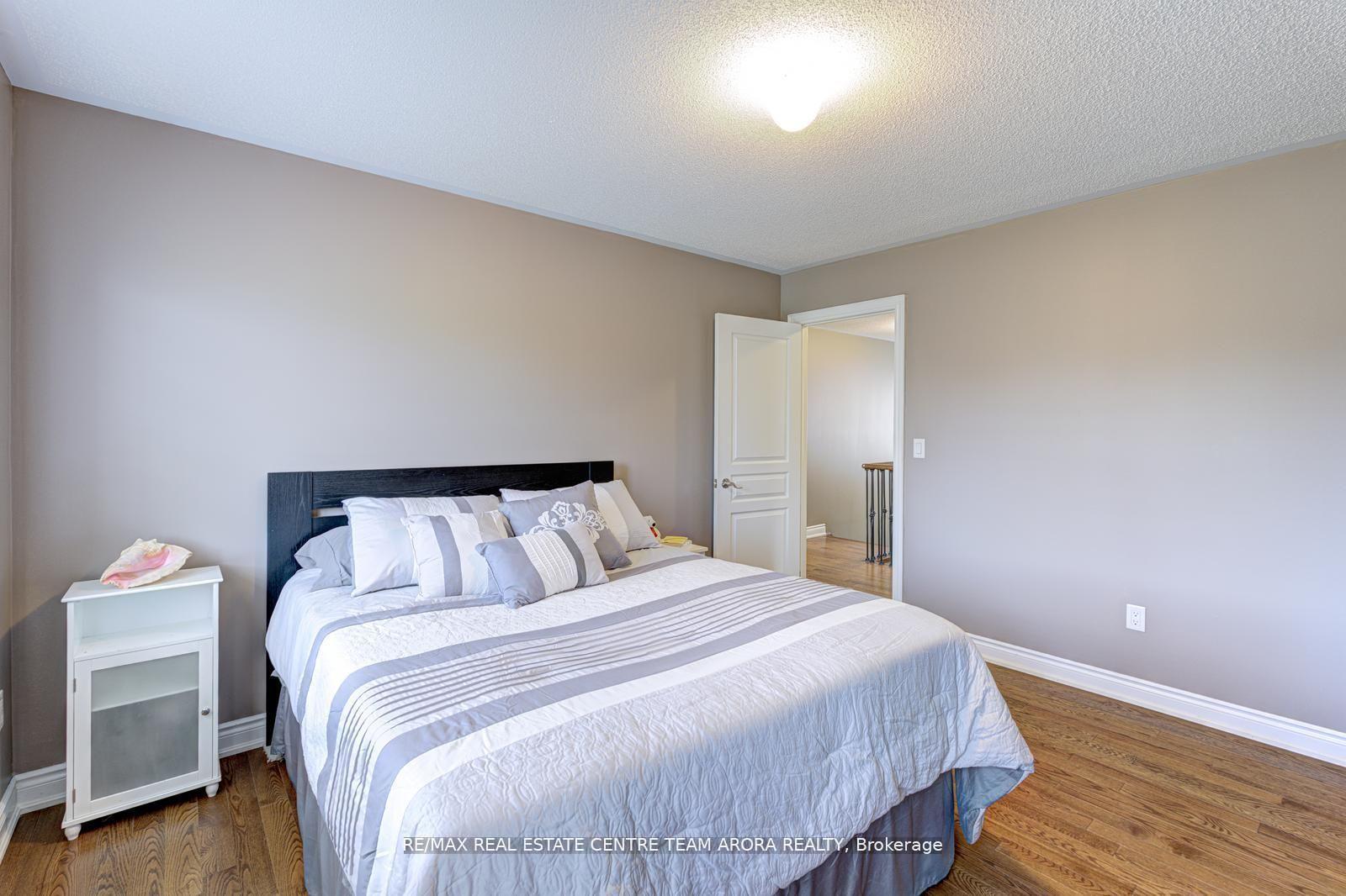 Photo 27 of 45 Maybeck Drive, Brampton, Credit Valley — HOMEH