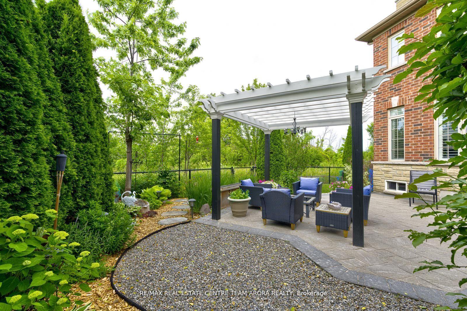 Photo 42 of 45 Maybeck Drive, Brampton, Credit Valley — HOMEH