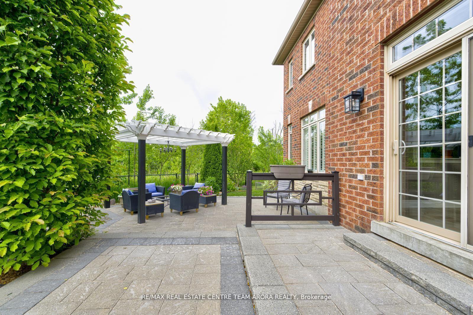 Photo 20 of 45 Maybeck Drive, Brampton, Credit Valley — HOMEH