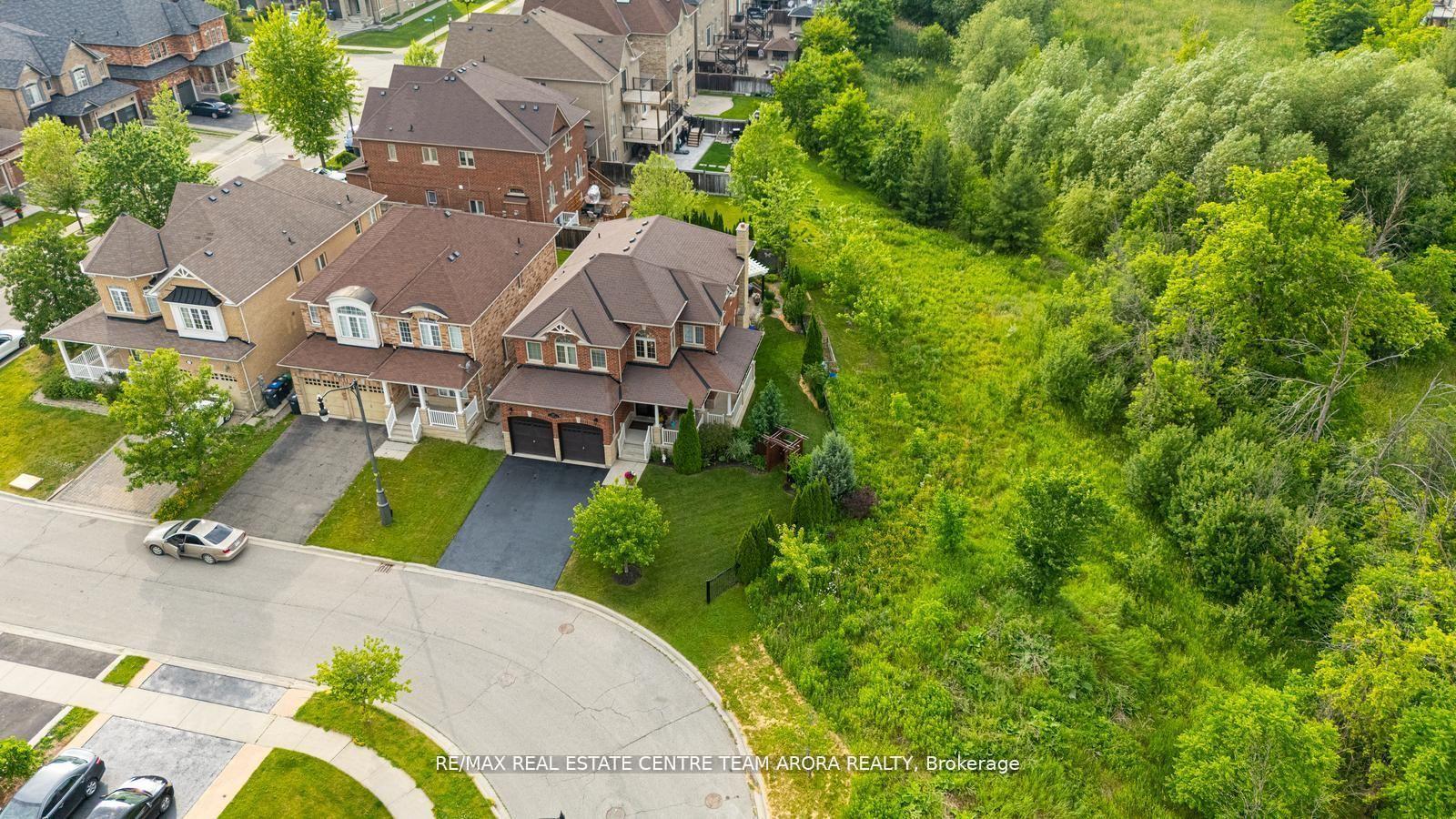 Photo 40 of 45 Maybeck Drive, Brampton, Credit Valley — HOMEH
