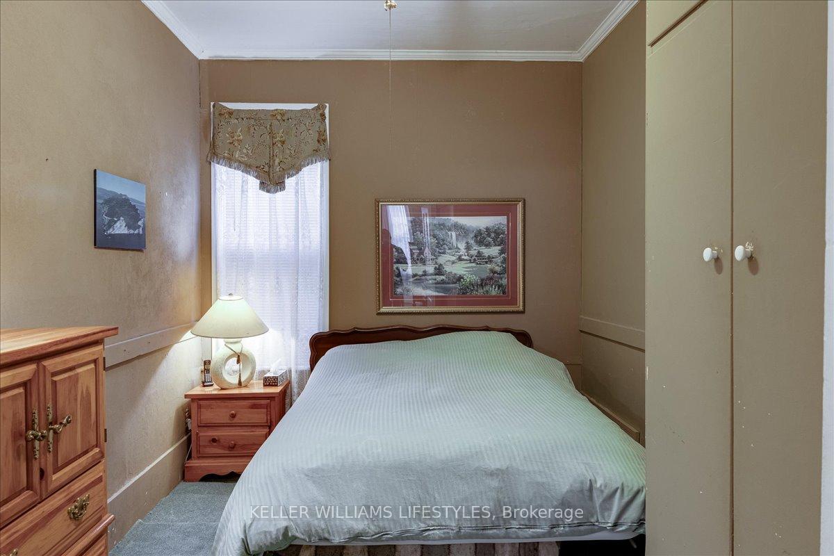 Photo 17 of 45 St George Street, St. Thomas — HOMEH